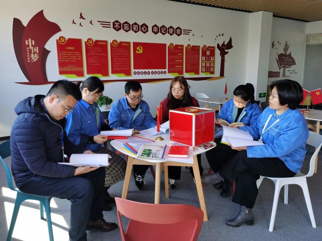 无锡金年会党支部发挥党员先锋模范作用，开工首日提出党建工作新要求